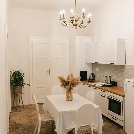 Zamecke Apartma Lejlighed *